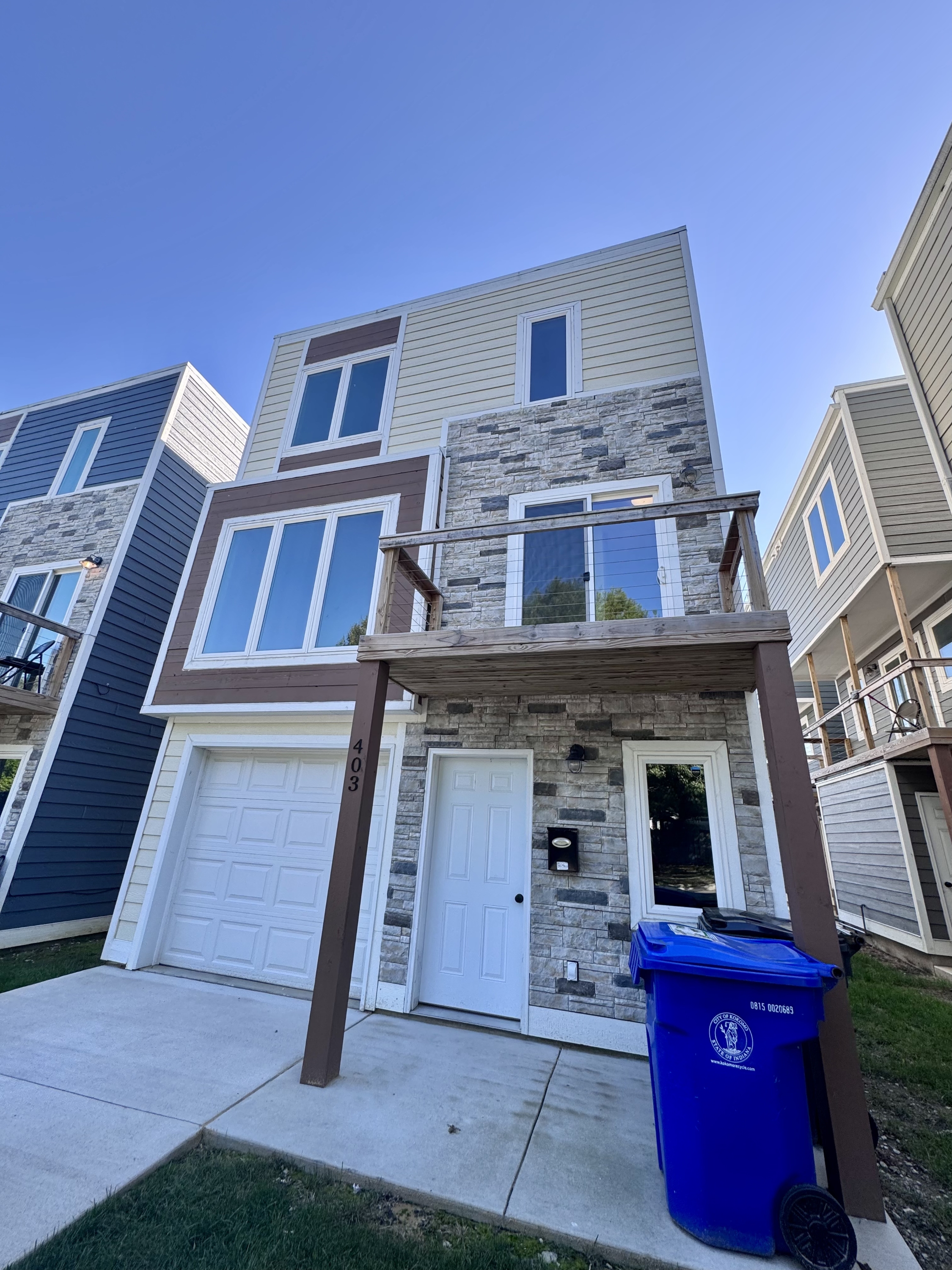 403 East Mulberry Street - 1